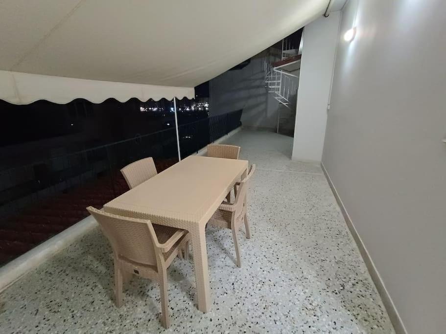 Athens Sky Suites 1 比雷埃夫斯 外观 照片