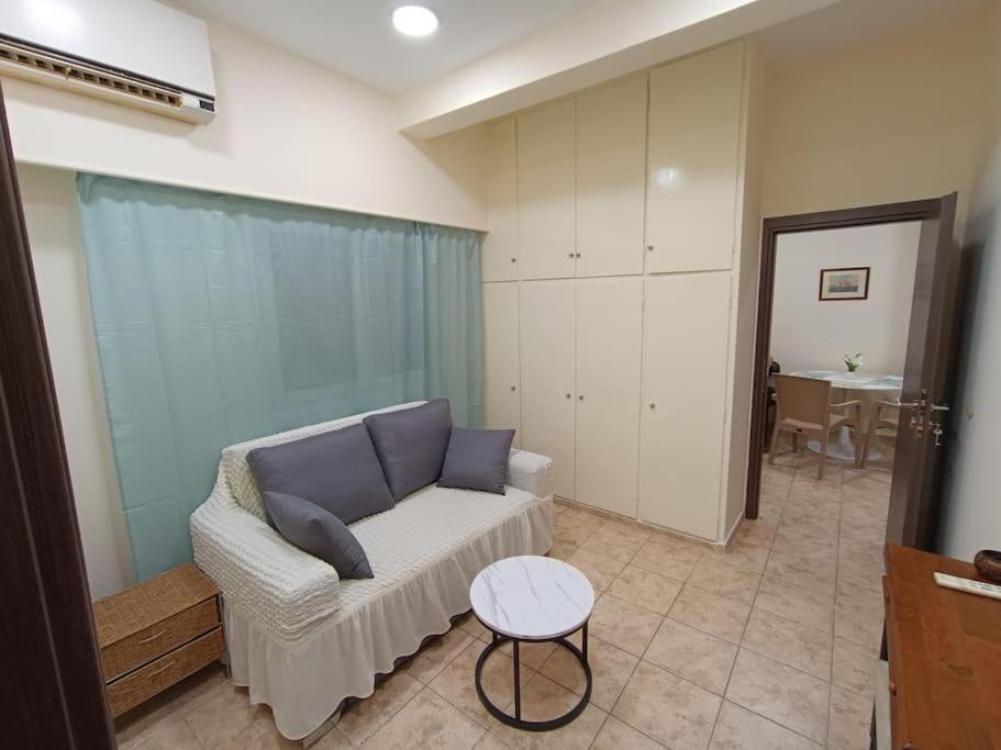 Athens Sky Suites 1 比雷埃夫斯 外观 照片